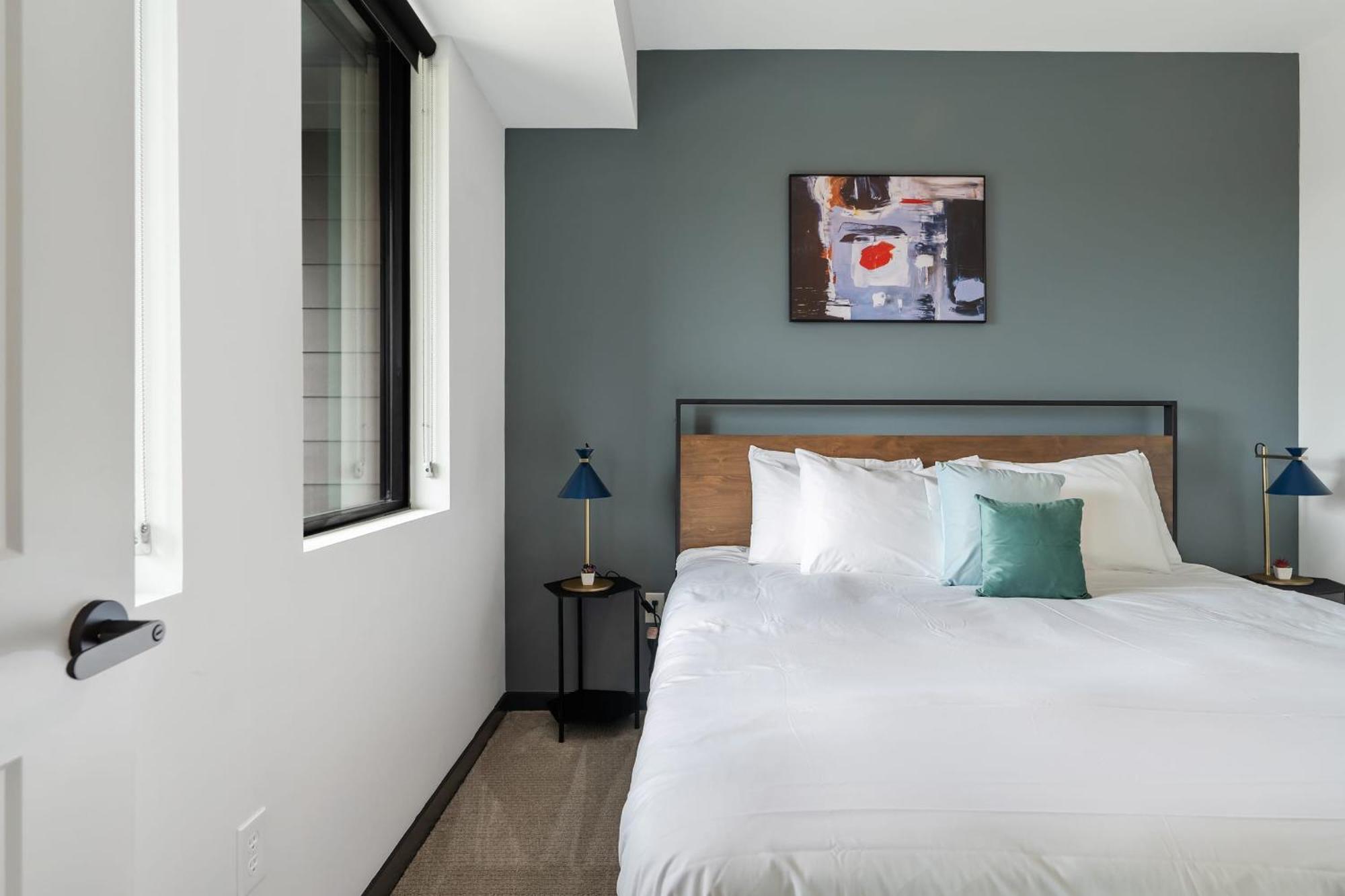 Apartment Cozysuites On Mass With Garage Parking #7