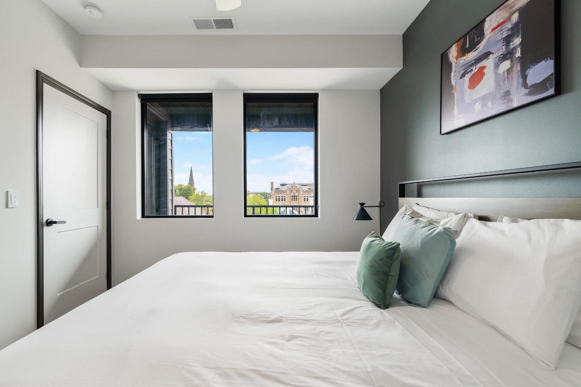 Cozysuites On Mass With Garage Parking #7